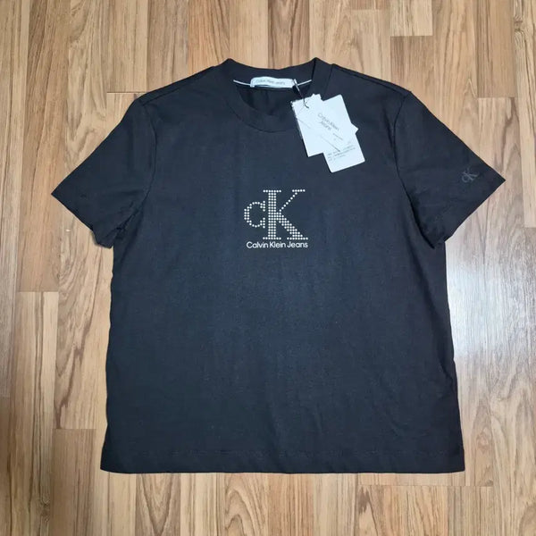 [BUNJANG] Calvin Klein Jeans CK Logo Women's T-Shirt (L) / (새상품)캘빈클라인진스 CK 로고 여성반팔티 (L). 캘빈클라인진스 여자