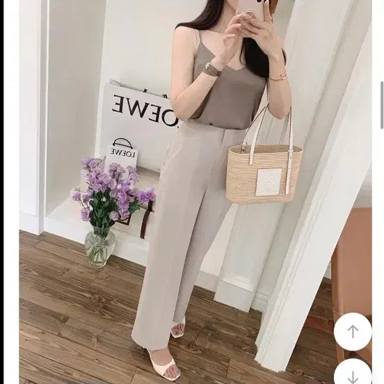 [BUNJANG] Dognyeo Sleeveless Blouse Khaki / 도그녀슬리브리스카키나시블라우스새상품(1개판매완료)