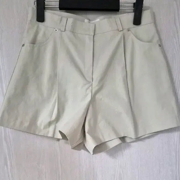 [BUNJANG] M Size High Quality Pin Tuck Shorts / 고퀄 M 핀턱반바지