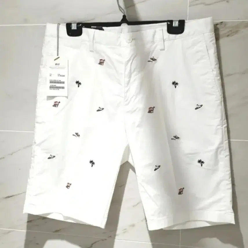 [BUNJANG] Hazzys White Pattern Shorts / 헤지스 화이트 패턴 반바지(84,32) 새상품
