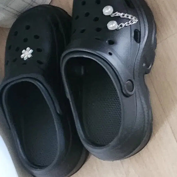 [BUNJANG] Crocs Black Mules / Strap Sandals with Jibbitz / 크록스 블랙 뮬 / 스트랩 샌들 / Jibbitz 포함