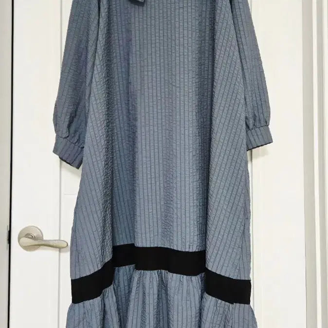 [BUNJANG] Frill Big Collar Long Dress / 프릴 빅카라 롱 원피스