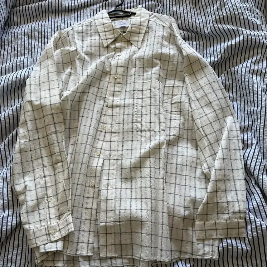 [BUNJANG] Youth Loose Fit Shirt L / 유스(youth) 루즈드 셔츠 L(라이트) 사이즈