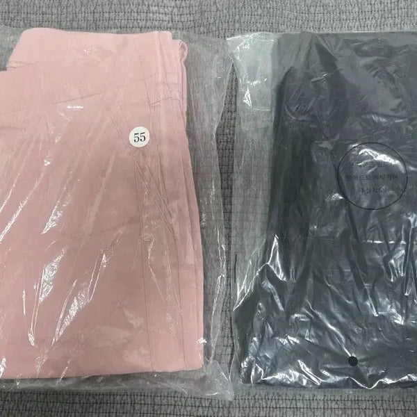 [BUNJANG] 2-Piece Casual Pants Set (Pink & Black) / [새상품] 핑크/블랙 바지 55 2벌 일괄(마지막끌올 오늘저녁삭제)