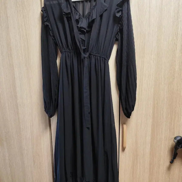 [BUNJANG] Black Chiffon Long Dress with Frill Detail / 최종가격내림)블랙 쉬폰 롱 원피스 검정 프릴 블라우스