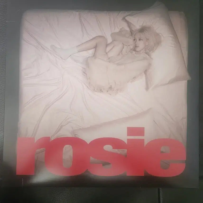 [BUNJANG] Rosé (BLACKPINK) - Rosie LP (Vinyl) / 로제 정규 1집 - rosie 바이닐 (LP) 정발반 판매합니다