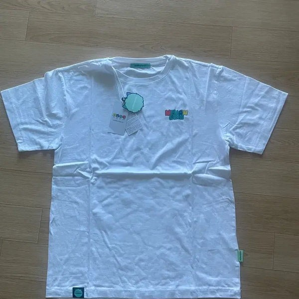 [BUNJANG] Mellow Bean Character Graphic T-Shirt White / 그래픽 반팔티 화이트 페인트 케릭터 프린팅