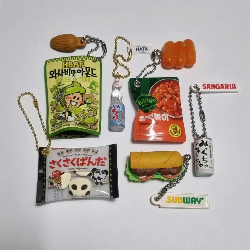 [BUNJANG] Bundle Set: Sakupan, Subway, Ramune, Almond, Tteokbokki, Sangaria Gacha Collection / 6종일괄) 사쿠판다, 서브웨이, 라무네, 아몬드, 떡볶이, 산가리아 가챠
