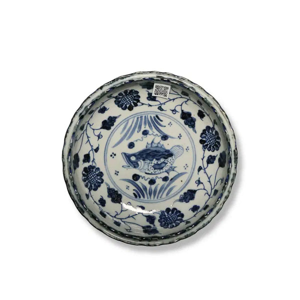 [BUNJANG] Ming Dynasty Tianqi Period Celadon Porcelain Blue and White Flower and Fish Motif Dish / 명천계백자청화초화수초어문화형구반 [중국도자기]