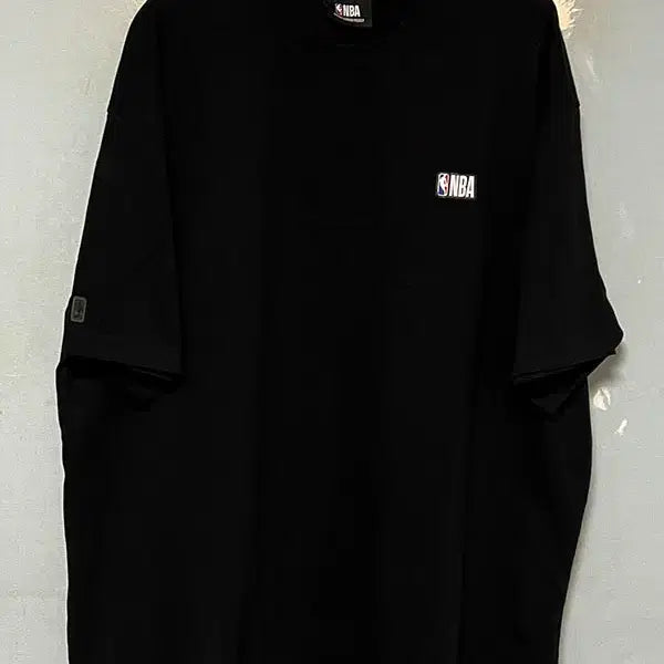 [BUNJANG] NBA Korea Play Small Logo Men's Short Sleeve T-Shirt XXL / NBA 코리아 PLAY 루즈핏 스몰로고 남자 반팔티 새상품 XXL 110