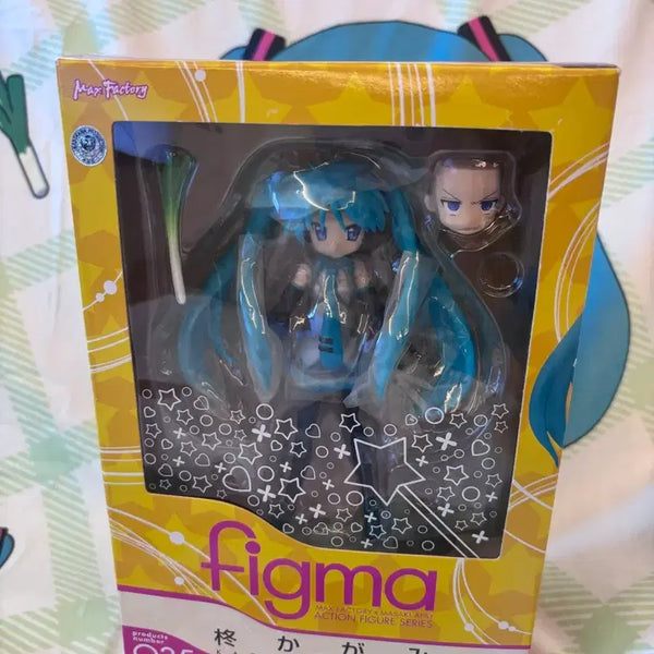 [BUNJANG] Max Factory Figma 035 Kagami Hatsune Miku Cosplay Figure (Sealed) / (8.11까지 미개봉 유일 매물 러키스타 카가미 하츠네 미쿠 코스프레 피규어