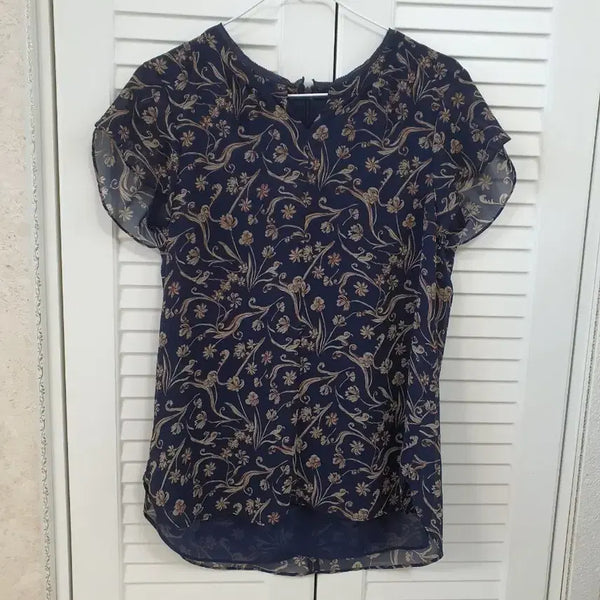 [BUNJANG] BCBG Floral Pattern Short Sleeve Blouse Navy / BCBG 꽃무늬 패턴 반팔 블라우스 네이비