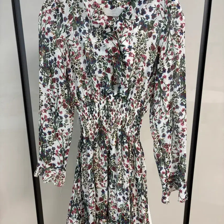 [BUNJANG] Common Unique Floral Print Mini Dress / 커먼유니크 플라워 꽃무늬 미니 원피스 화이트 그린