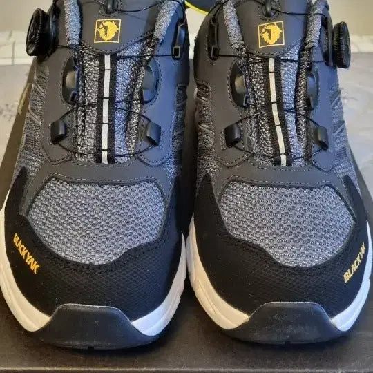 [BUNJANG] Black Yak YAK-413D Dial Safety Shoes / [새상품]블랙야크YAK-413D 다이얼 안전화
