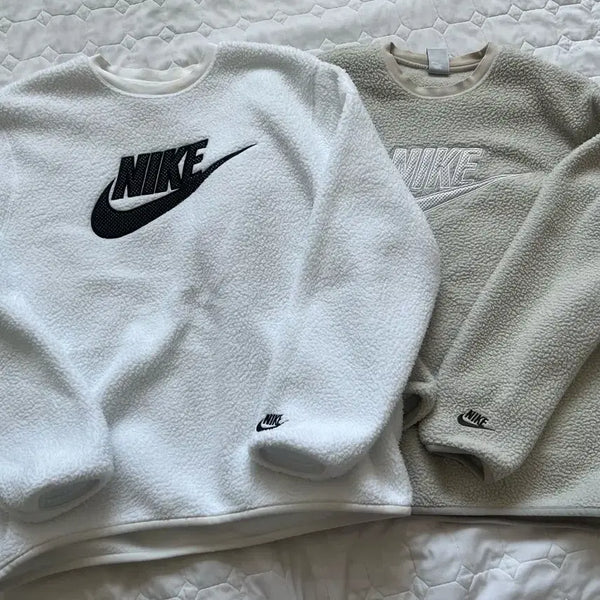 [BUNJANG] Nike Sherpa Fleece Sweatshirt (White/Beige) / 나이키 쉐르파 플리스 맨투맨 화이트/베이지 2장