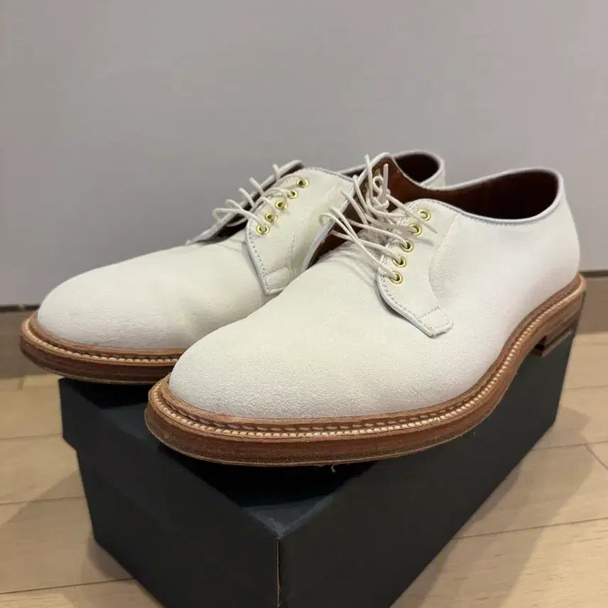 [BUNJANG] Alden x San Francisco Market White Suede Derby Shoes / 알든 x 샌프란시스코마켓 화이트 스웨이드 더비슈즈 (이정재 공유 착용)