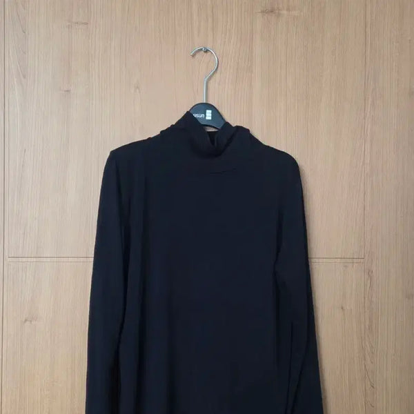 [BUNJANG] Basic Mock Neck Long Sleeve T-Shirt / 기본 목폴라 긴팔 티셔츠