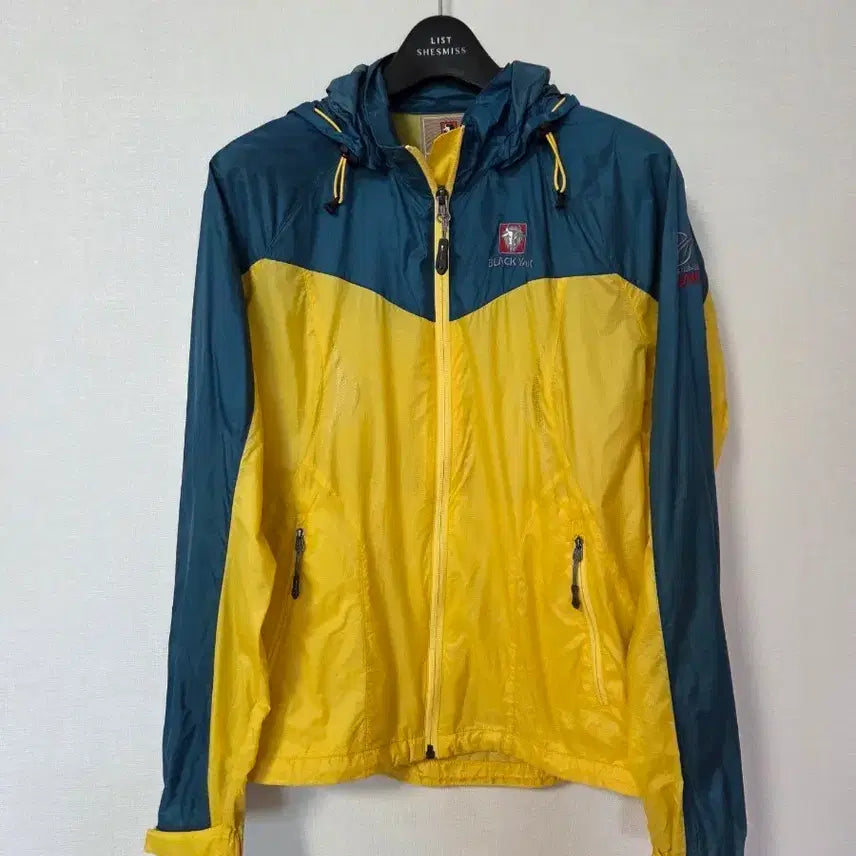 [BUNJANG] Black Yak Lightweight Hooded Jacket / 블랙야크 홑겹 후드점퍼 95