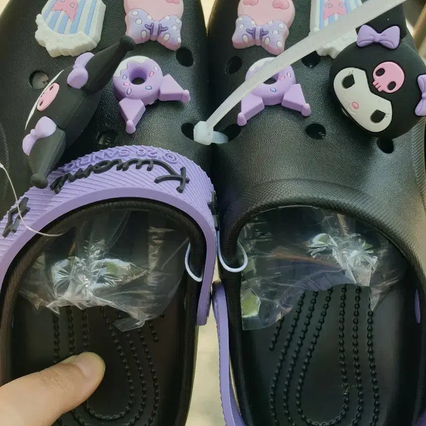 [BUNJANG] Kuromi Jibbitz Sandals / 230 산리오 쿠로미 지비츠 샌들 슬리퍼