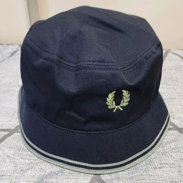 [BUNJANG] Fred Perry x BEAMS Special Order Bucket Hat Navy XL / 프레드 페리 빔즈 별주 버킷햇 네이비 XL
