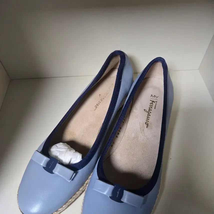 [BUNJANG] Salvatore Ferragamo Wedge Shoes Blue / 페라가모 웻지 슈즈 블루