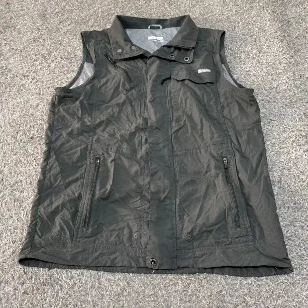 [BUNJANG] Columbia Windbreaker Vest Size 100 / 컬럼비아 바람막이조끼100