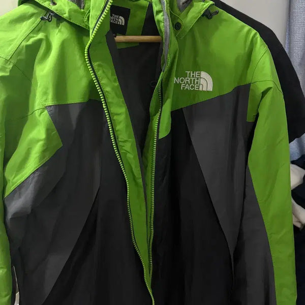 [BUNJANG] The North Face Windbreaker Jacket (Size L) / [L] 노스페이스 바람막이
