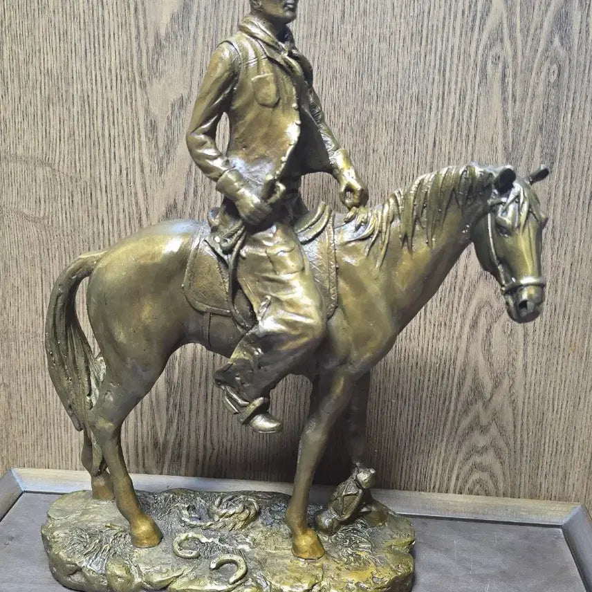 [BUNJANG] Bronze Cowboy and Horse Statue Ornament / 카우보이 말 동상 청동 장식품