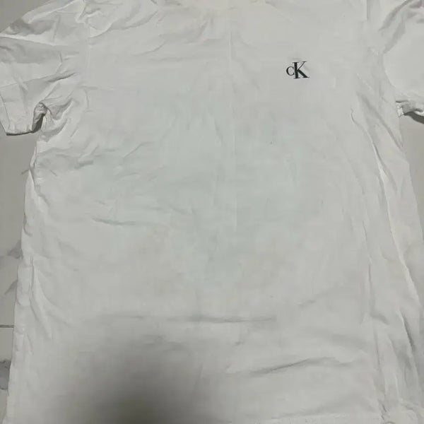 [BUNJANG] Calvin Klein Jeans White T-Shirt - M / 캘빈클라인 진스 반팔 화이트 m
