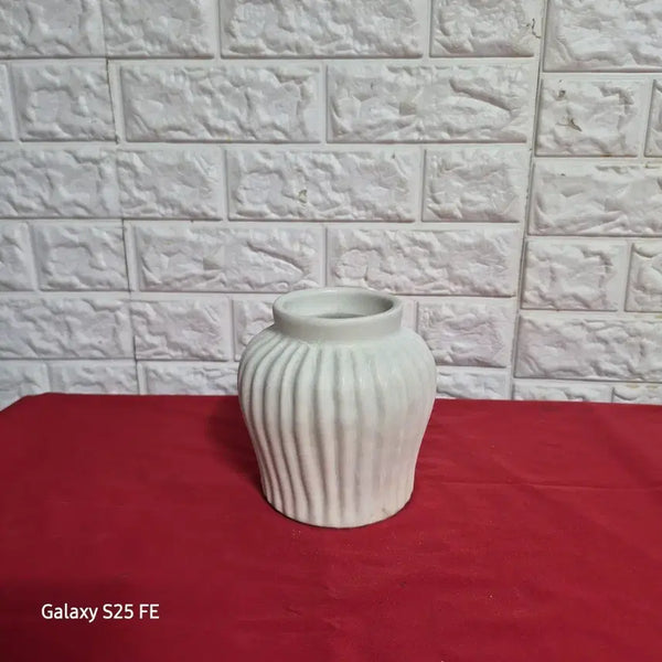 [BUNJANG] White Porcelain Gilt Patterned Tiger / 백자 골문양충호