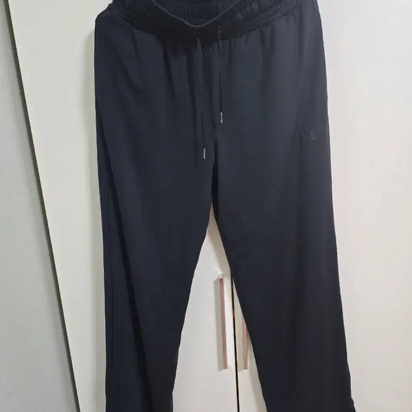 [BUNJANG] Under Armour Black Training Pants M (30) / 언더아머 블랙 트레이닝 팬츠 M (30)