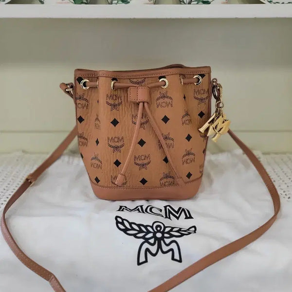 [BUNJANG] MCM Visetos Bucket Bag Brown / MCM 비세토스 버킷백 브라운