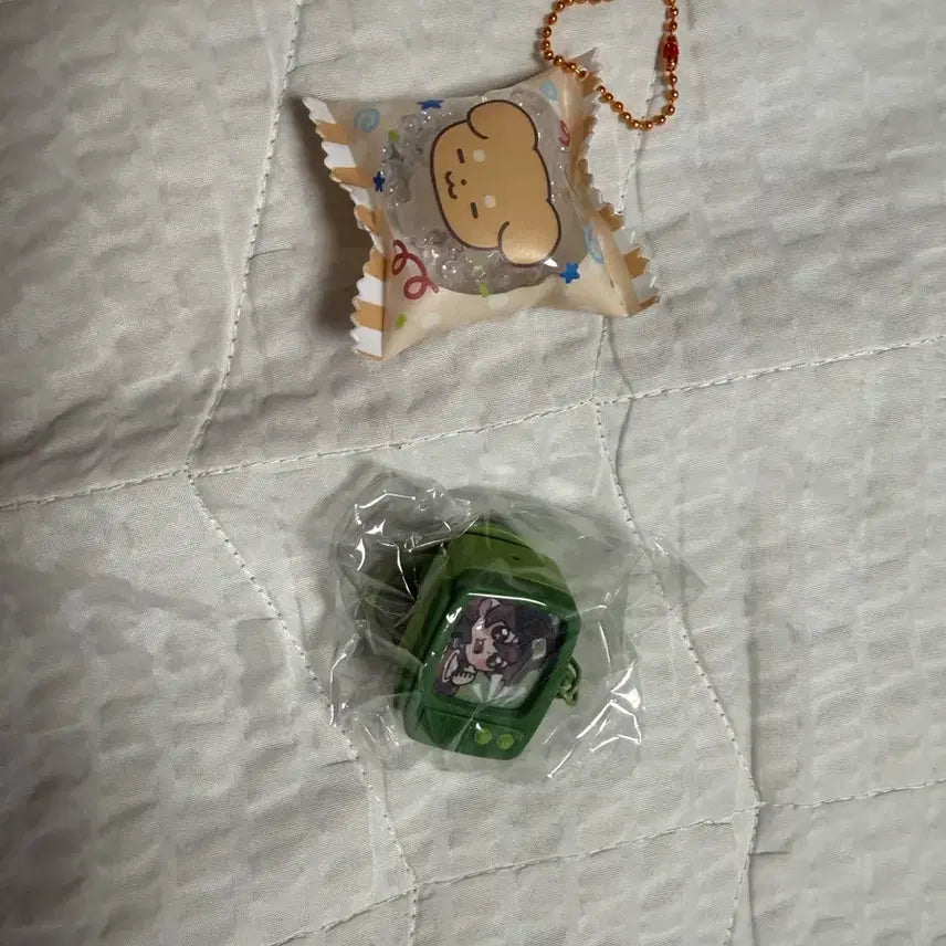 [BUNJANG] DeokGye Snack Keychain / 덕개 과자키링