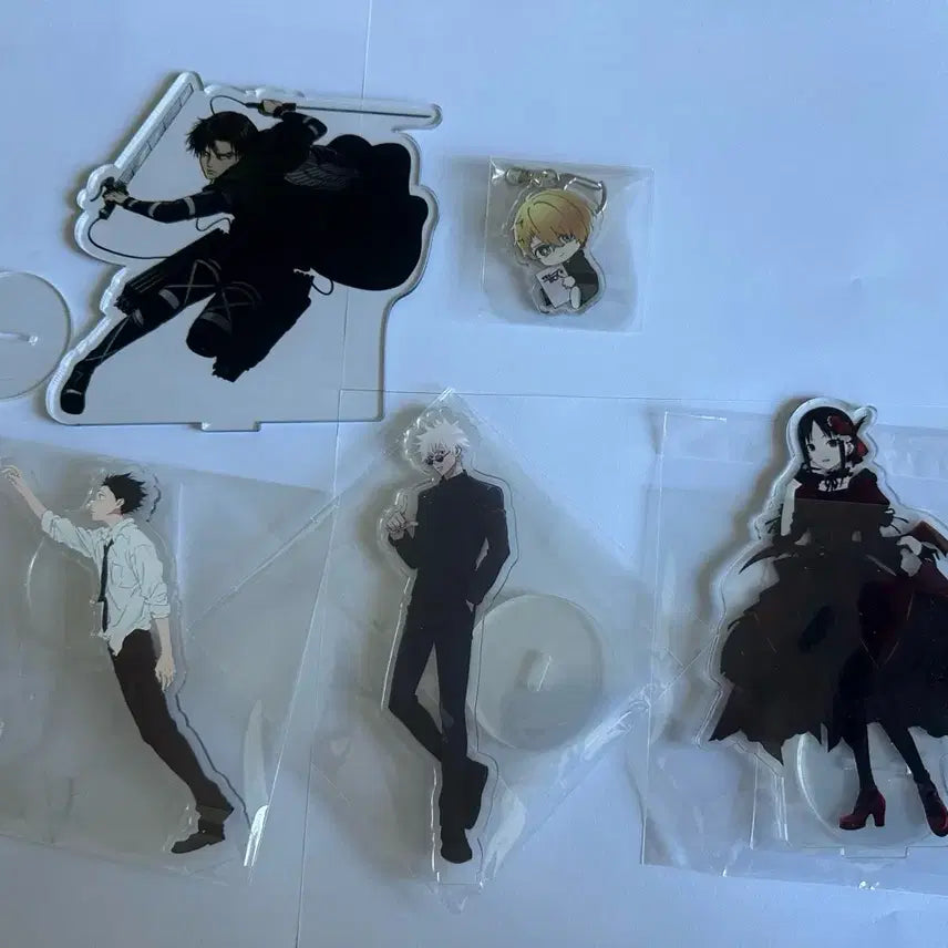 [BUNJANG] Levi, Gojo, Kaguya, A Silent Voice Acrylic Stand & Aqua Keychain (Unofficial) / 비공굿 리바이, 고죠, 카구야, 목소리의 형태 아크릴 스탠드, 아쿠아키링