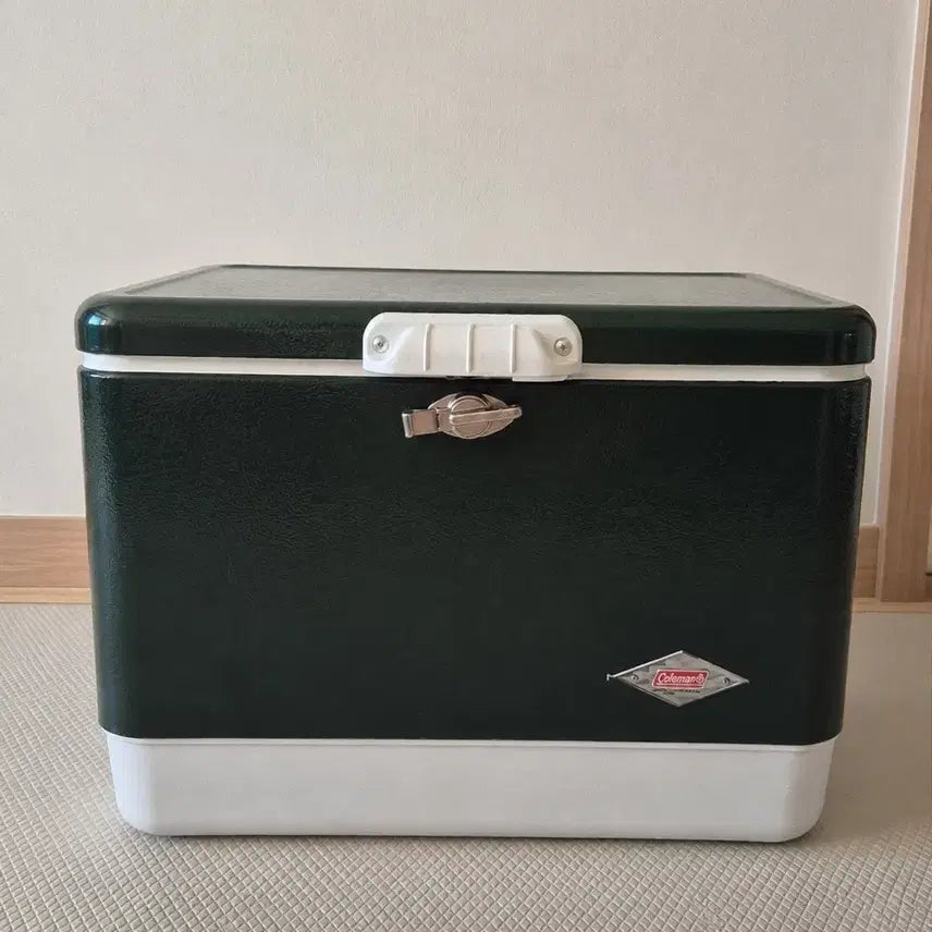 [BUNJANG] Coleman 54 Quart Cooler Box Green/White / 콜맨 아이스박스 그린 화이트 54쿼터