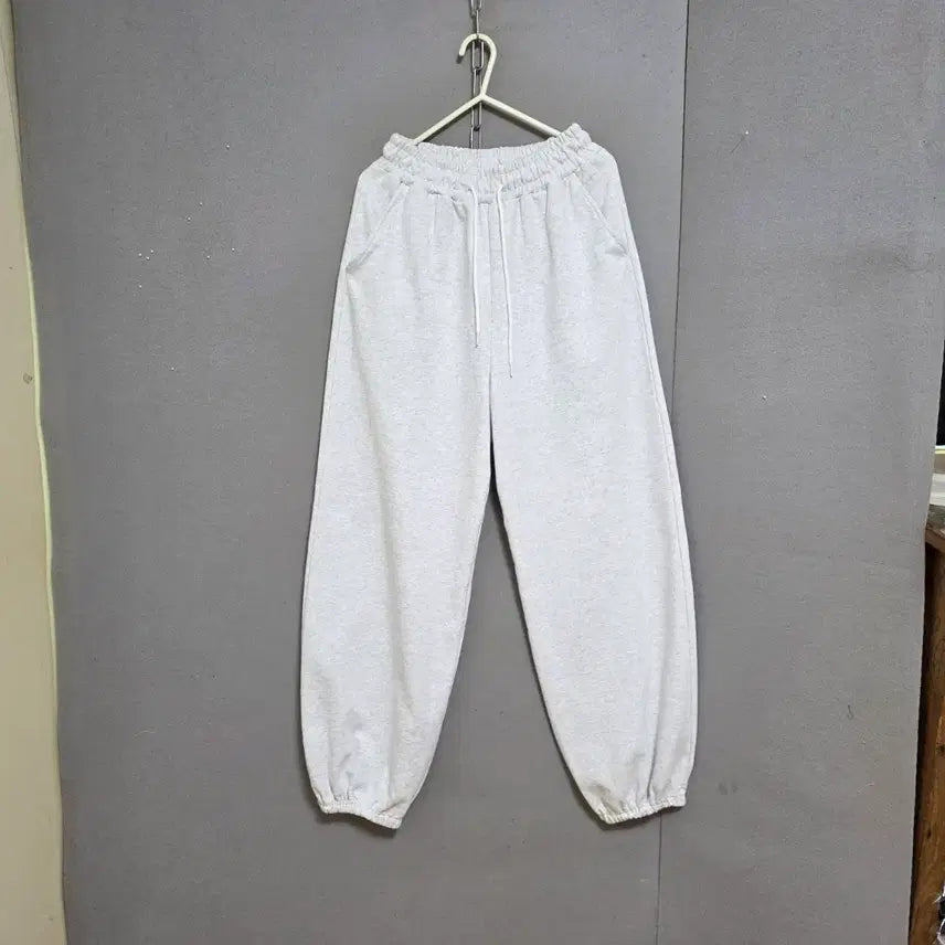 [BUNJANG] ASHLEY STORE Jogger Training Pants (Size F) / 연그레이 조거 트레이닝 바지 F   n5352