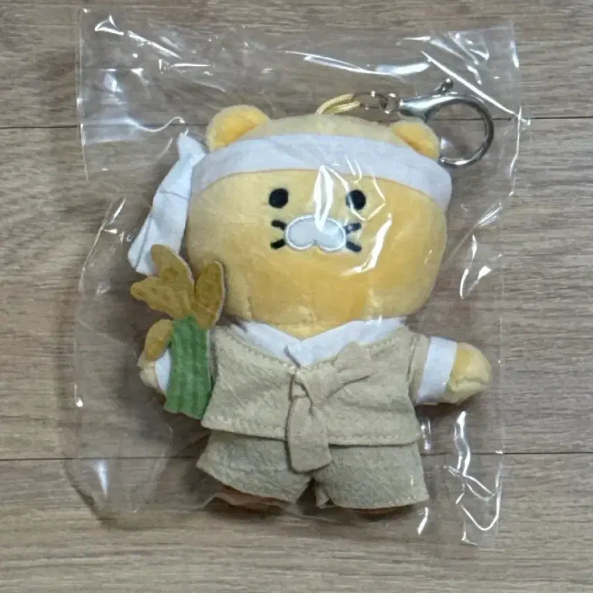 [BUNJANG] Joseon Beauty Farmer Chunsik Doll Keychain (Sealed) / 조선미녀 농부 춘식이 인형 키링 미개봉