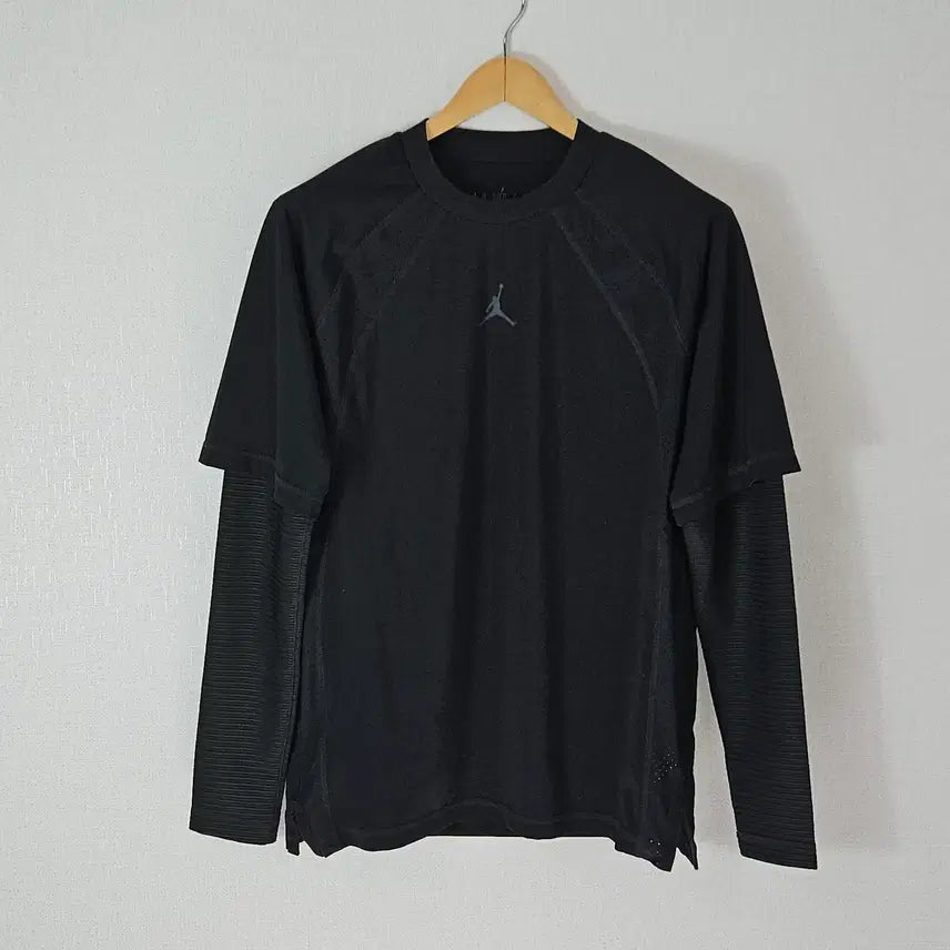[BUNJANG] Nike Jordan Dri-FIT Long Sleeve T-Shirt Dark Smoke Top M (95) / 나이키 조던 신형 드라이핏 롱슬리브 티셔츠 다크스모크 탑 M 95
