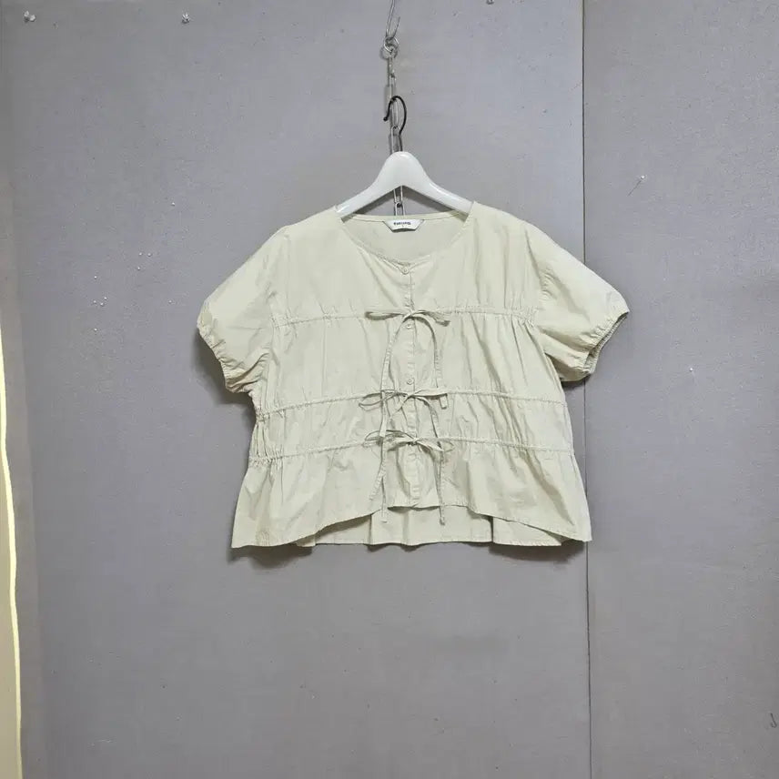 [BUNJANG] 8Seconds Ribbon Detail Blouse Beige / 에잇세컨즈 리본장식 블라우스 85  n5366