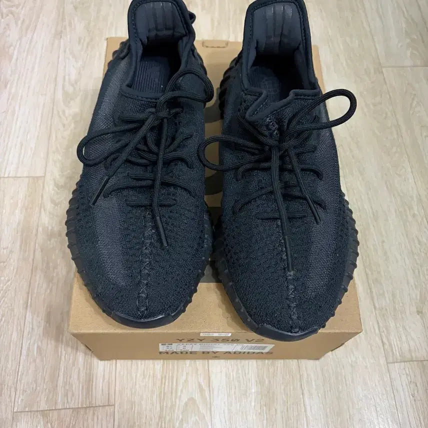 [BUNJANG] Adidas Yeezy Boost 350 V2 Onyx / 아디다스 이지부스트 350 V2 오닉스 265