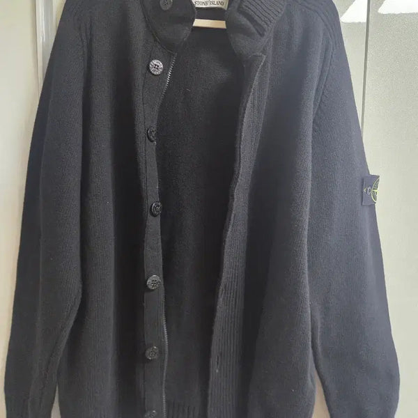 [BUNJANG] Stone Island Lambswool Cardigan Black / 스톤아일랜드 램스울 가디건 블랙