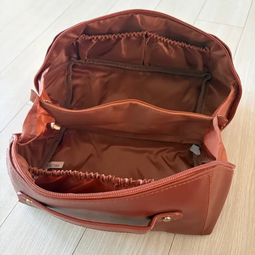 [BUNJANG] Brown Pouch Cosmetic Organizer Bag / 갈색 파우치 회장품 정리함