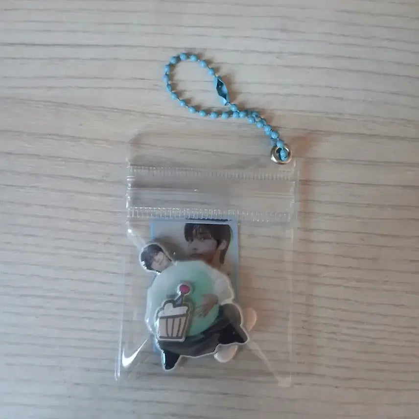 [BUNJANG] ATEEZ Wooyoung 2024 Season's Greetings Keyring / 시그 정우영 키링 팔아요
