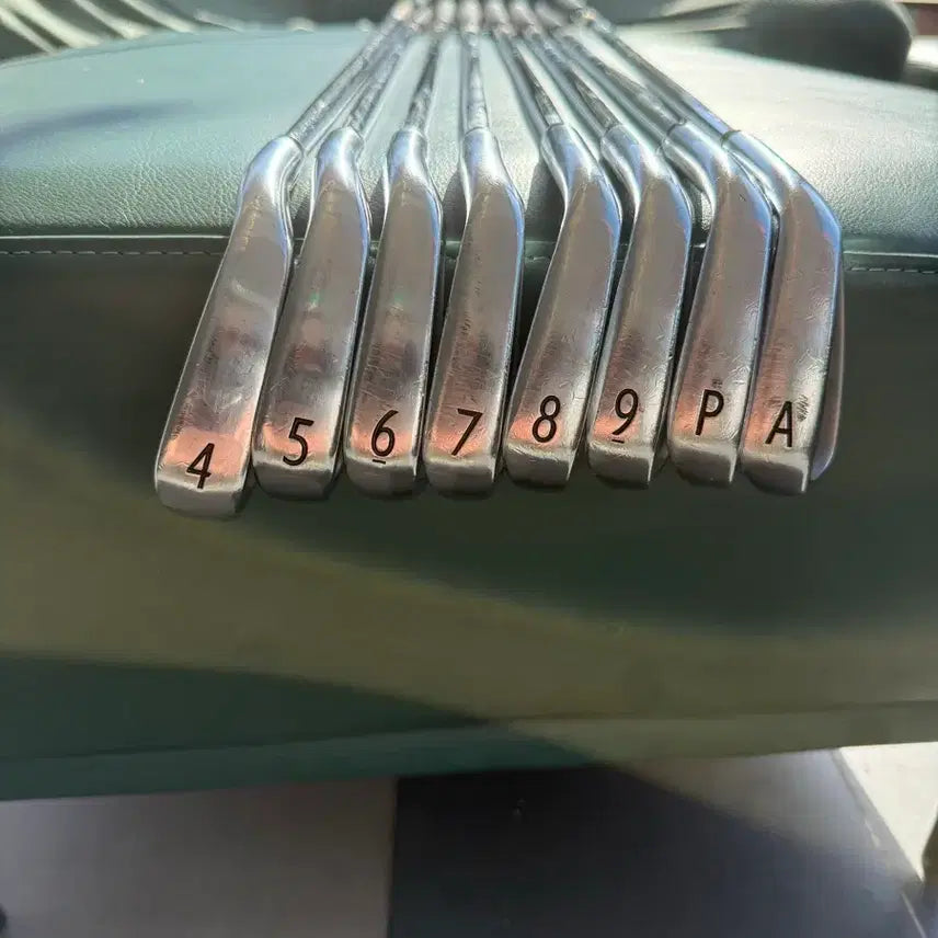 [BUNJANG] Titleist VG3 Iron Set (4-A, 8 pieces) / 타이틀리스트 보그 vg3 아이언세트 4-A 8개