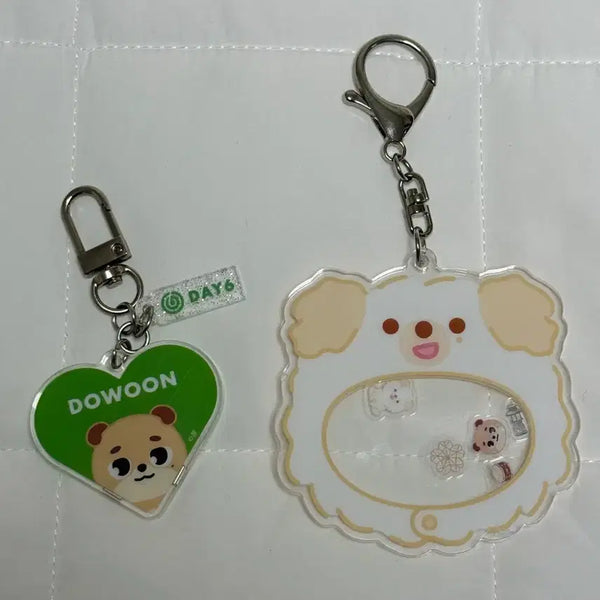 [BUNJANG] DAY6 Young K Art Ring Keyring Badge Bundle Set / 데이식스 돈 키링, 아트릴, 뱃지