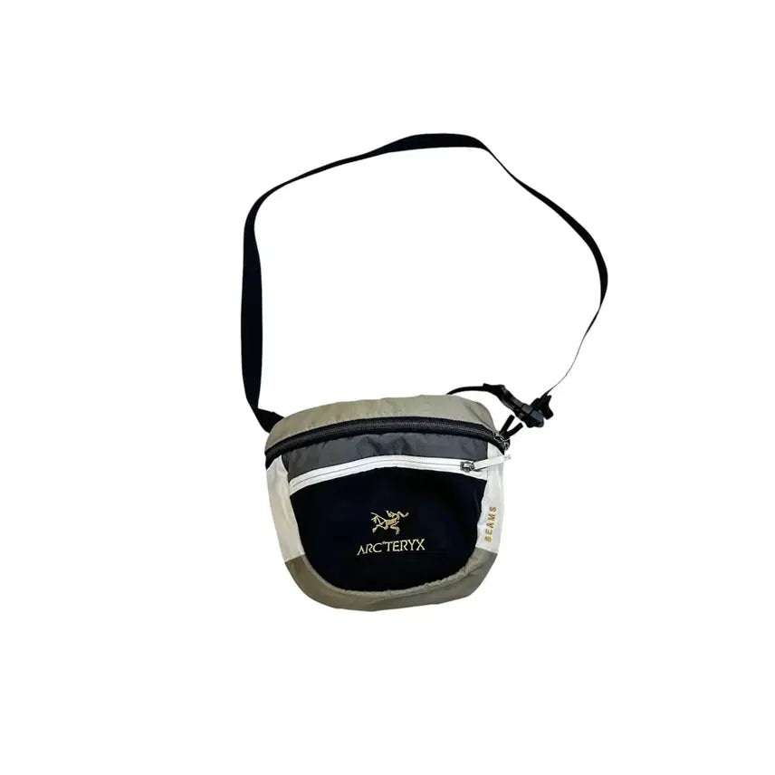 [BUNJANG] Arcteryx Beams Mantis Bag (A2300) / 아크테릭스 빔즈 맨티스 가방  ( A2300 )