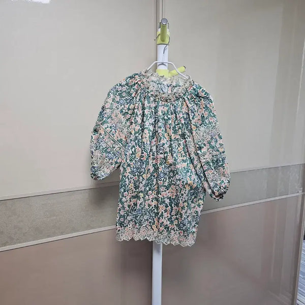 [BUNJANG] Floral Lace Detail Blouse / 플로럴 블라우스