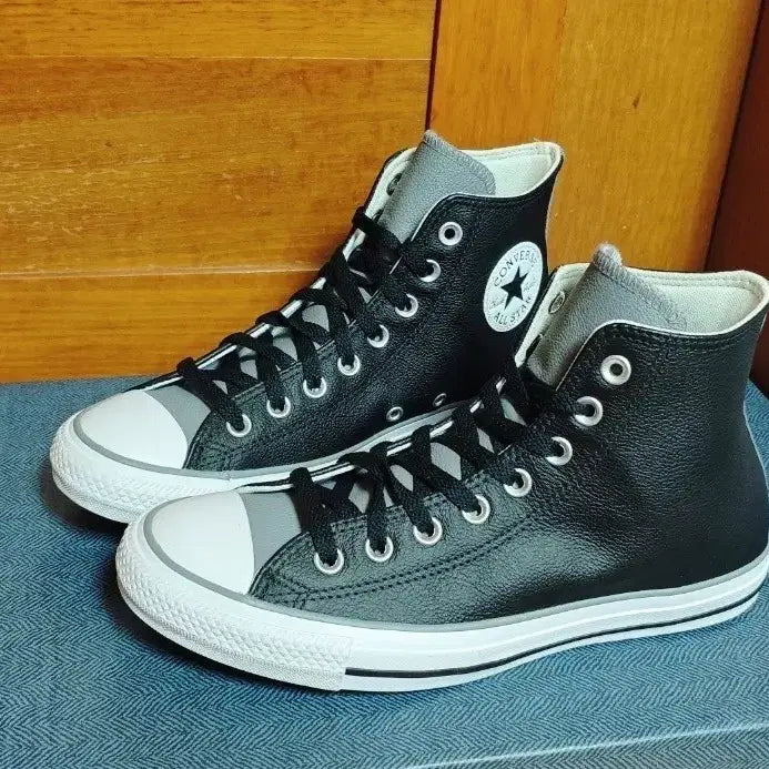 [BUNJANG] Converse Chuck Taylor Leather Sneakers (260) / 컨버스 260 척 테일러 가죽 새상품 스니커즈 운동화