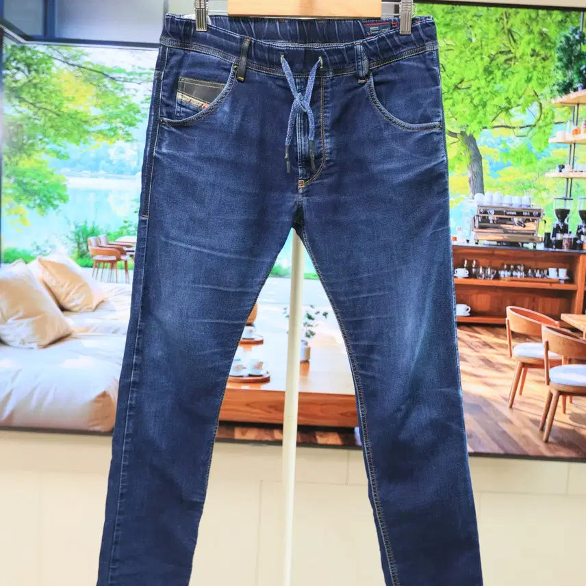 [BUNJANG] Diesel Relaxed Fit Stretch Denim Jeans / 봄여름 막 입기 좋은 디젤 밴딩 청바지 32
