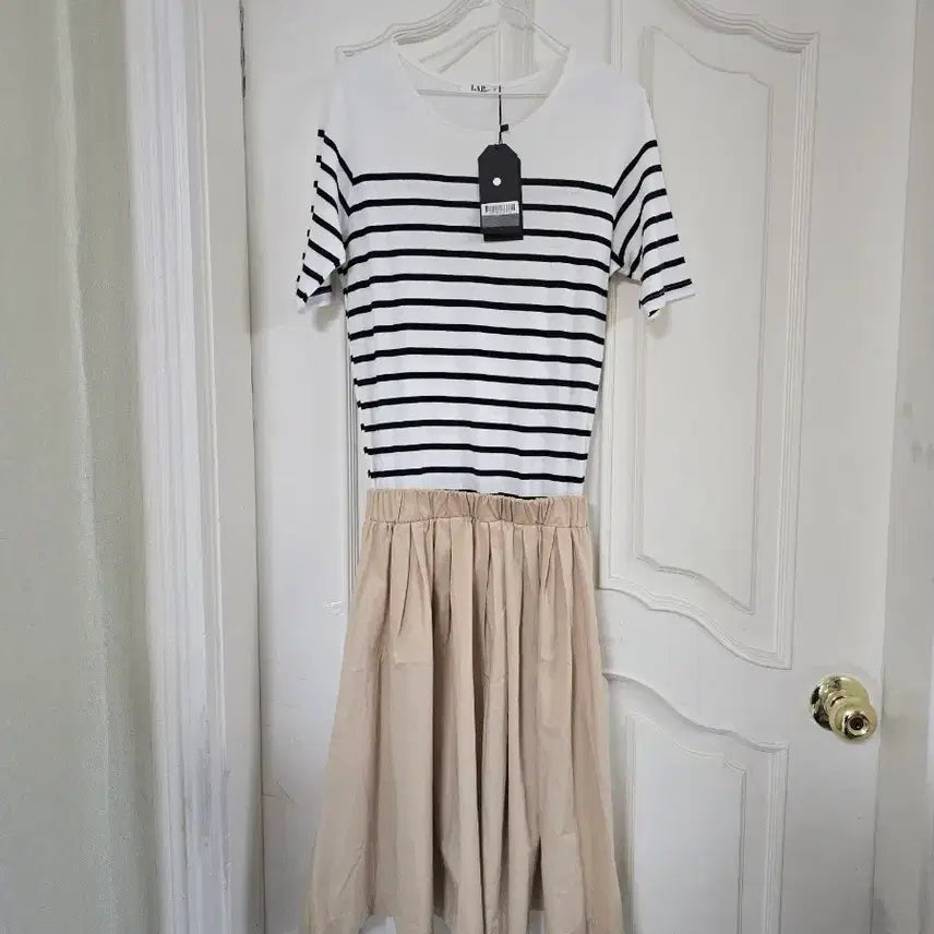 [BUNJANG] LAP Striped Dress Beige / (새상품)LAP 스트라이프 원피스 베이지